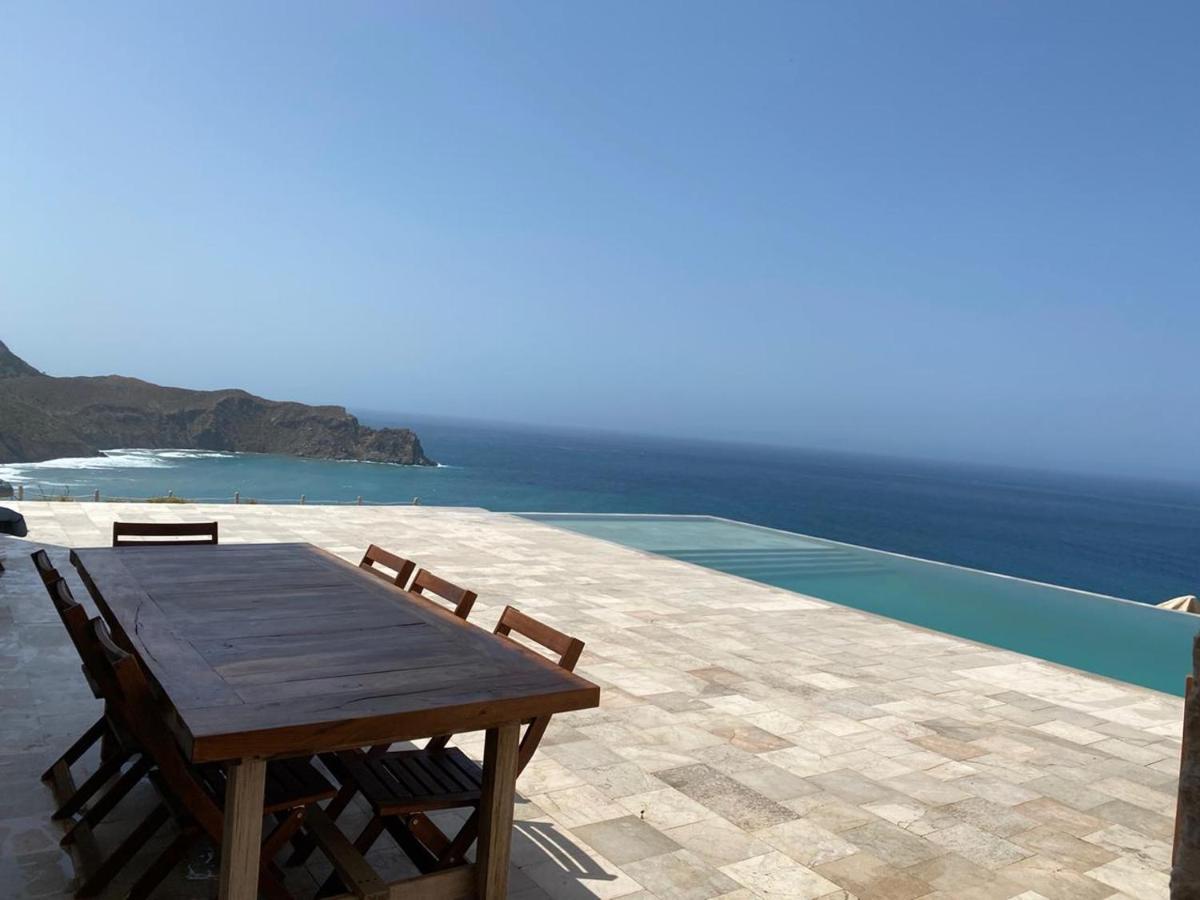 Villa Al hoceima près Tala Youssef&Boumehdi Esterno foto